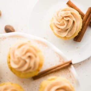 eggnog cannoli cupcakes. made with eggnog Keto Chow. holiday recipe challenge 2019. ketochow.xyz