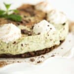 Mint Chocolate Chip No Bake Cheesecake