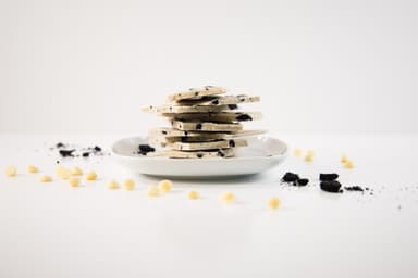 keto cookies and cream bark