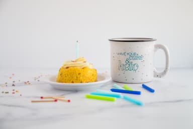 birthday mug cake