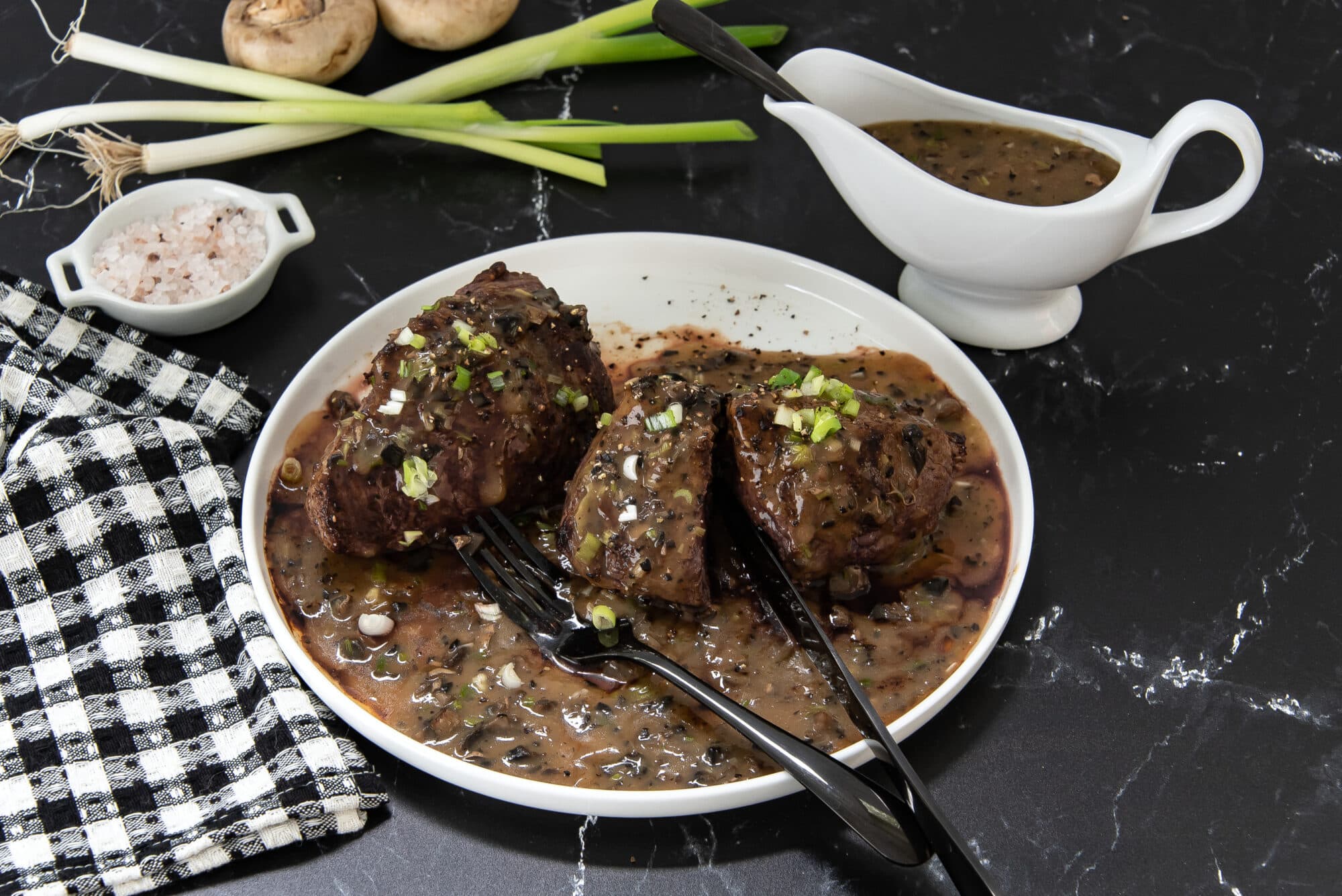steak with mushroom sauce